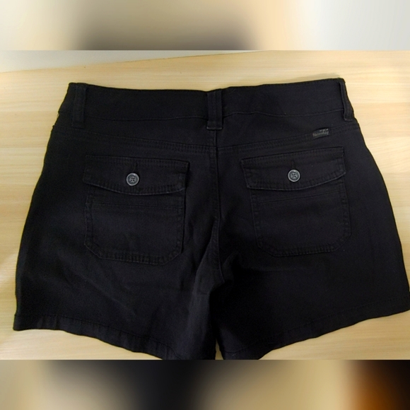 Union Bay Pocketed Shorts Size 7 - Picture 3 of 9